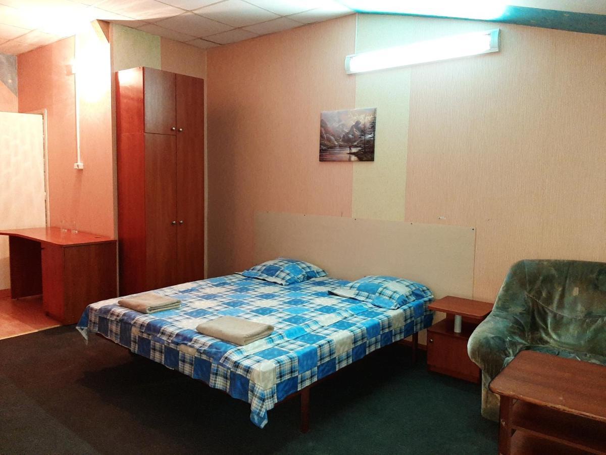 Kadm Motel มินสก์ ภายนอก รูปภาพ